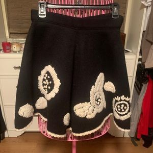 YA-DA Floral Embroidered Wool Skirt EUC Sz M